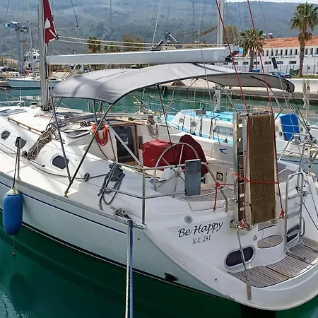 Kristy's House With Garden Tatil Evi