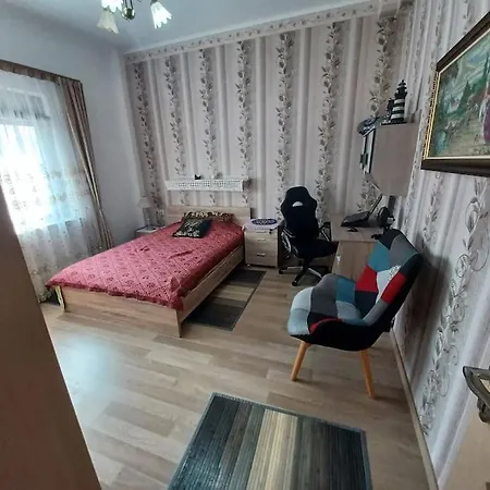 Kristy's House With Garden * 干尼亞