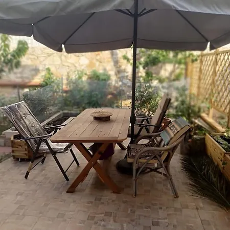 Prázdninový dům Kristy's House With Garden Chania (Crete)