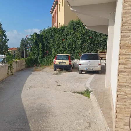 Kristy's House With Garden