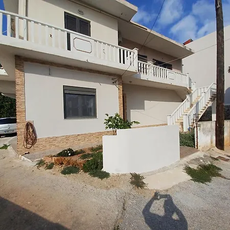 Kristy's House With Garden 펜션 *